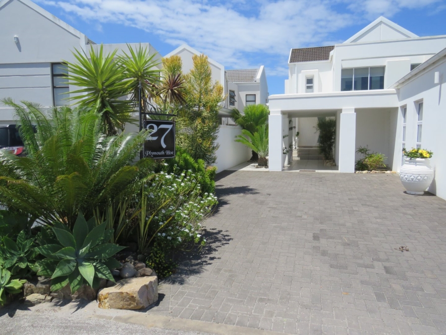 6 Bedroom Property for Sale in Royal Alfred Marina Eastern Cape